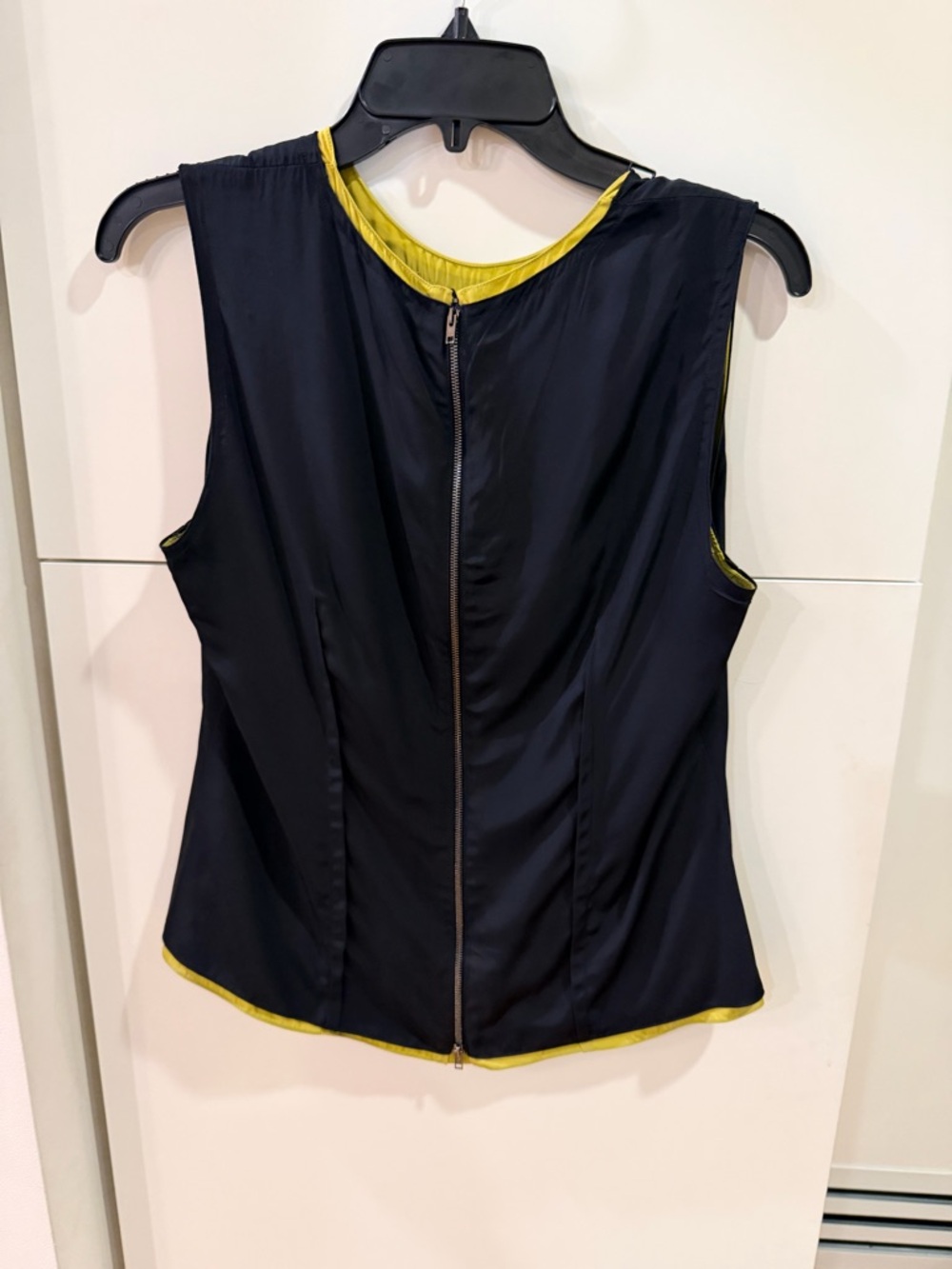 Reed Krakoff Reversible Top Size 10 – Black & Yellow, Zip back, Made in Italy - Picture 3 of 6